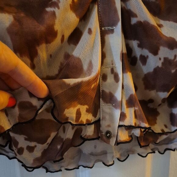 New!⭐️ Oh Chic Brown Cow Patterned Women's Top Sz Large - Picture 9 of 13